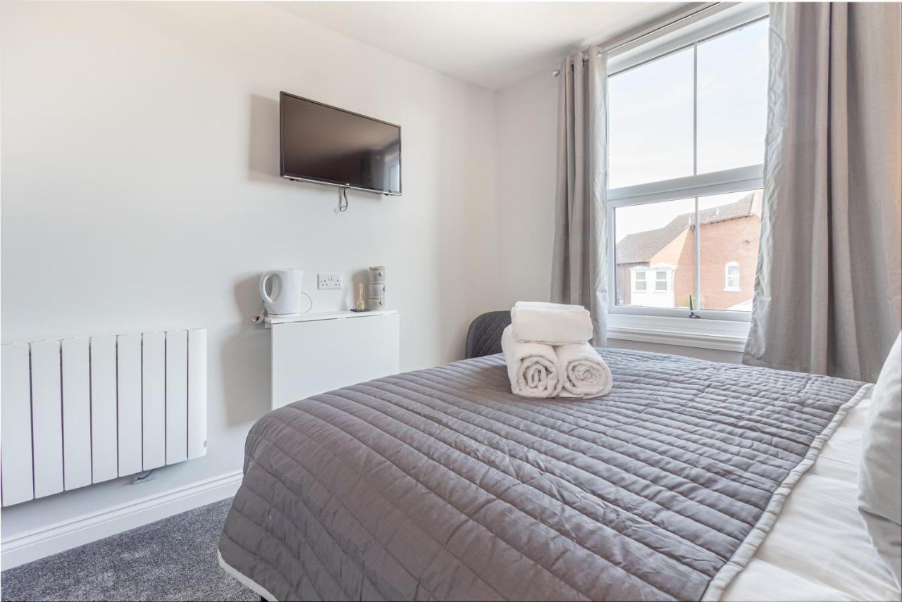 Host & Stay - The Bull Inn, 3 Double Rooms Fernhill Heath Dış mekan fotoğraf