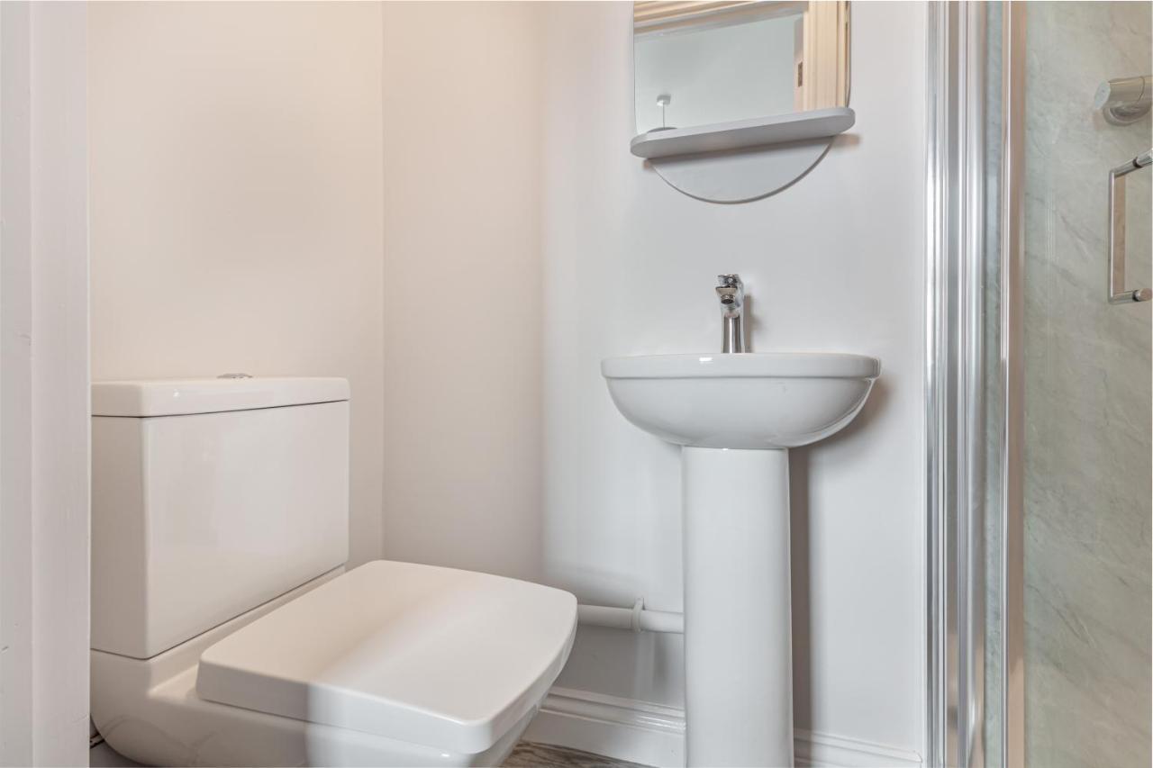 Host & Stay - The Bull Inn, 3 Double Rooms Fernhill Heath Dış mekan fotoğraf