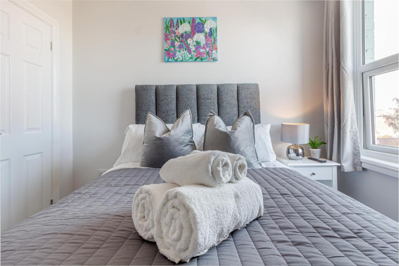 Host & Stay - The Bull Inn, 3 Double Rooms Fernhill Heath Dış mekan fotoğraf